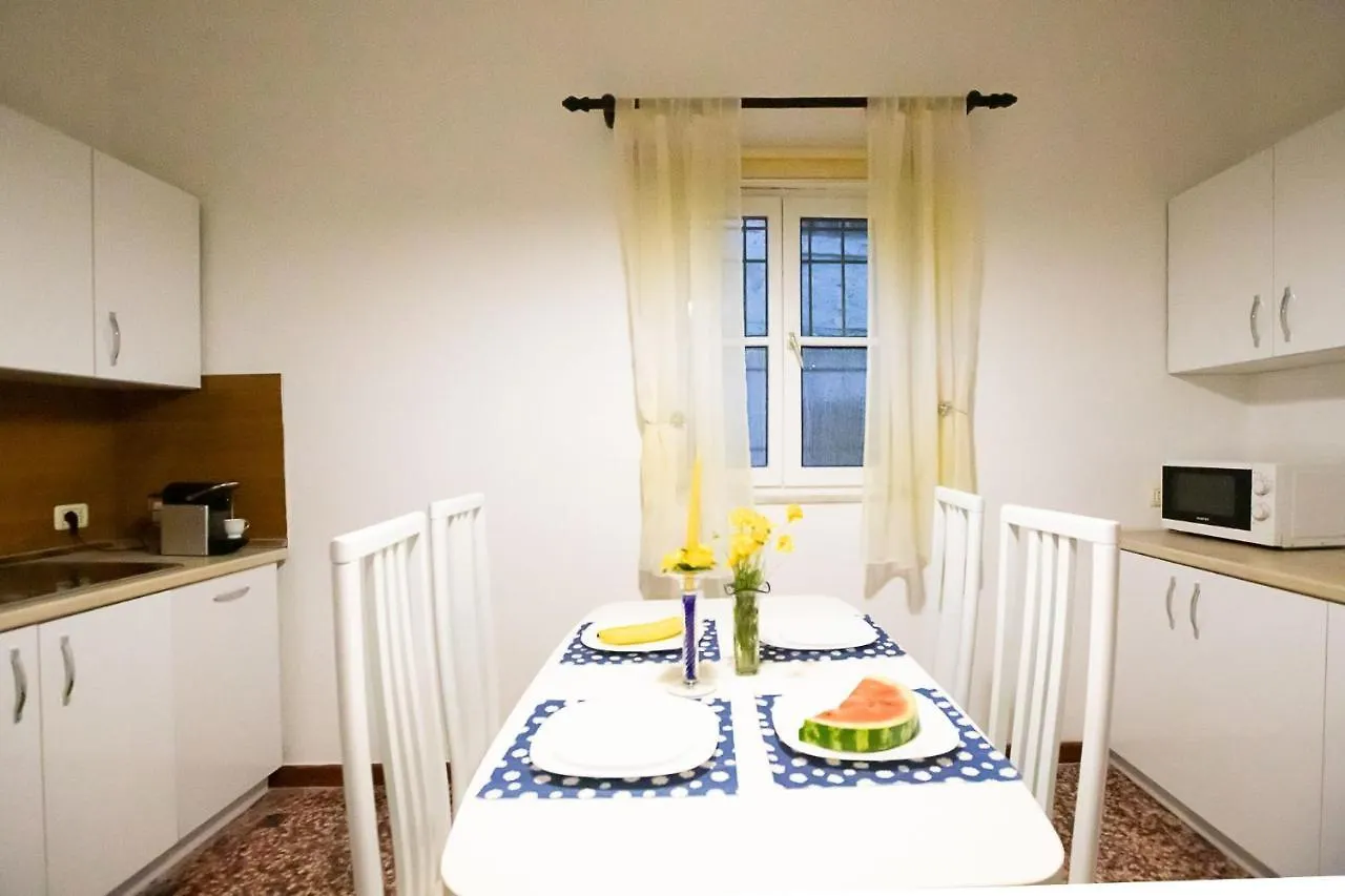 فيلا Historical Center City House شكودر